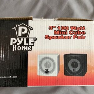 Mini speakers